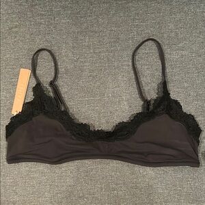 SKIMS fits everybody lace scoop bralette NEW